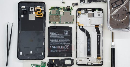 Como desmontar Xiaomi RedMi 5 por si mesmo