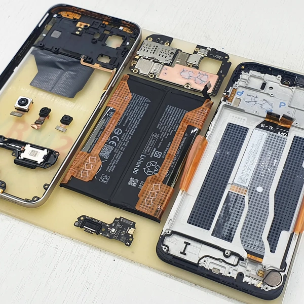 Xiaomi Redmi 15