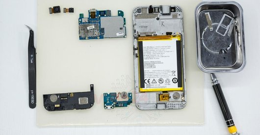 Cómo desmontar ZTE Blade A512