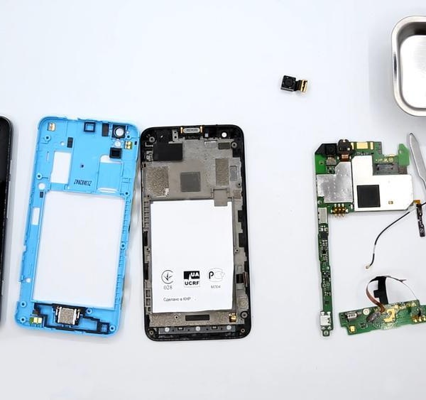 ZTE Geek V975