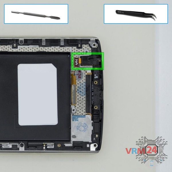 Remove the headphone port
