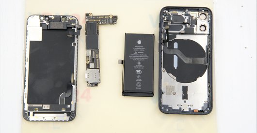 Como desmontar Apple iPhone 12 mini por si mesmo