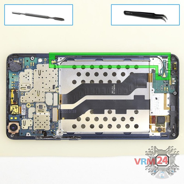 Retirez le câble coaxial