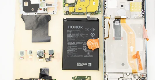 How to disassemble Honor 200 Lite