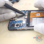 Отсоединяем коннекторы