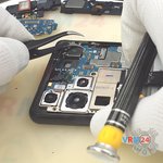 Отсоединяем печатную плату