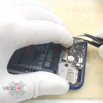 Отсоединяем коннекторы