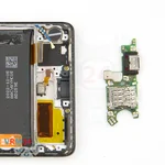 Retire la placa secundaria
