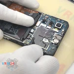 Отсоединяем коннекторы