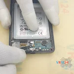Отсоединяем коннектор