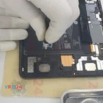 Desaparafusar os parafusos