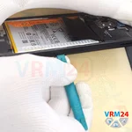 Открываем среднюю крышку