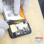 Отсоединяем коннектор аккумуляторной батареи