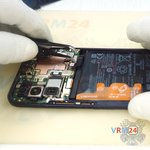 Отсоединяем коннектор аккумуляторной батареи