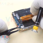 Retire la placa secundaria
