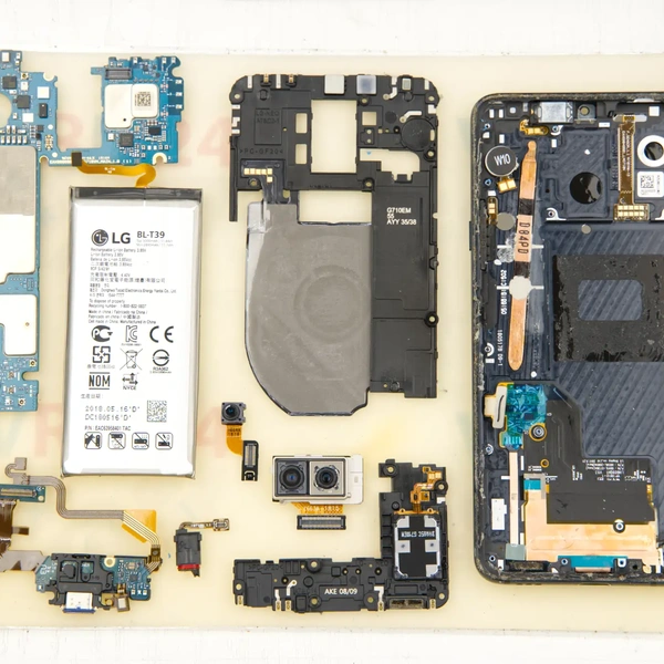 LG G7 ThinQ G710