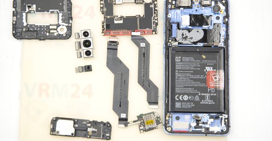 Comment démonter OnePlus 7T