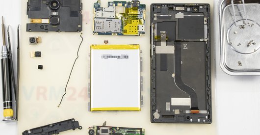Como desmontar Philips X586