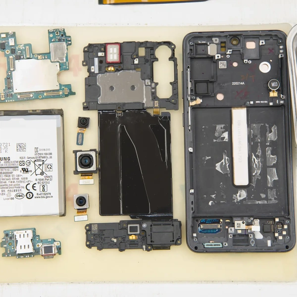 Samsung Galaxy S21 FE SM-G990