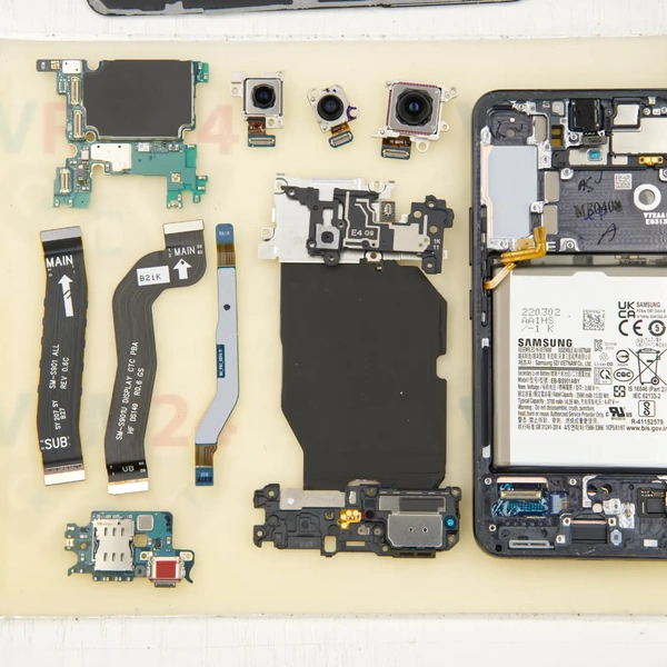 Samsung Galaxy S22 SM-S901