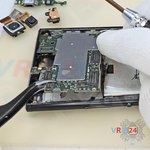 Отсоединяем печатную плату