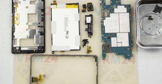 Как разобрать Sony Xperia Z1 Compact