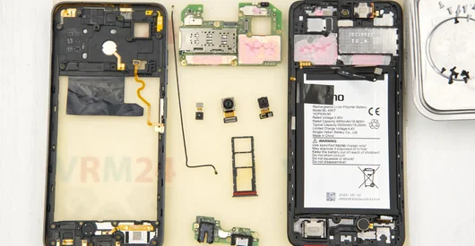 Comment démonter Tecno Spark Go 2024