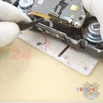 Retirez la carte mère