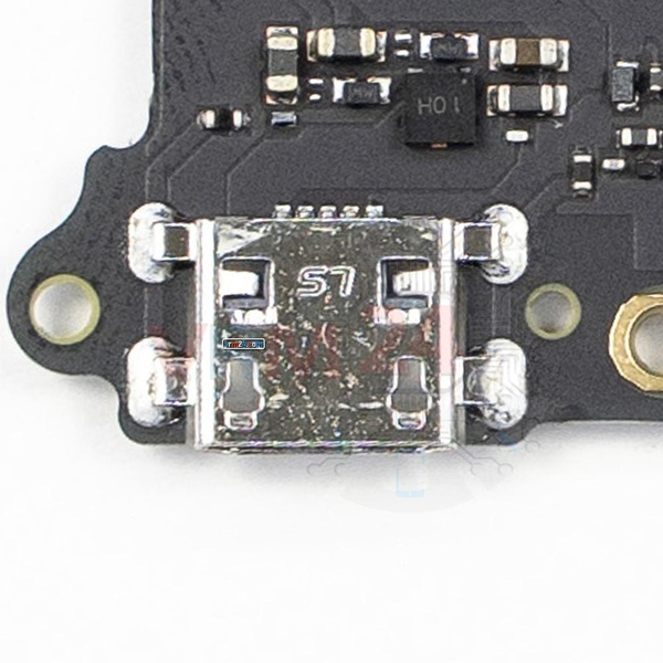 tech-review-of-ZTE Blade V9